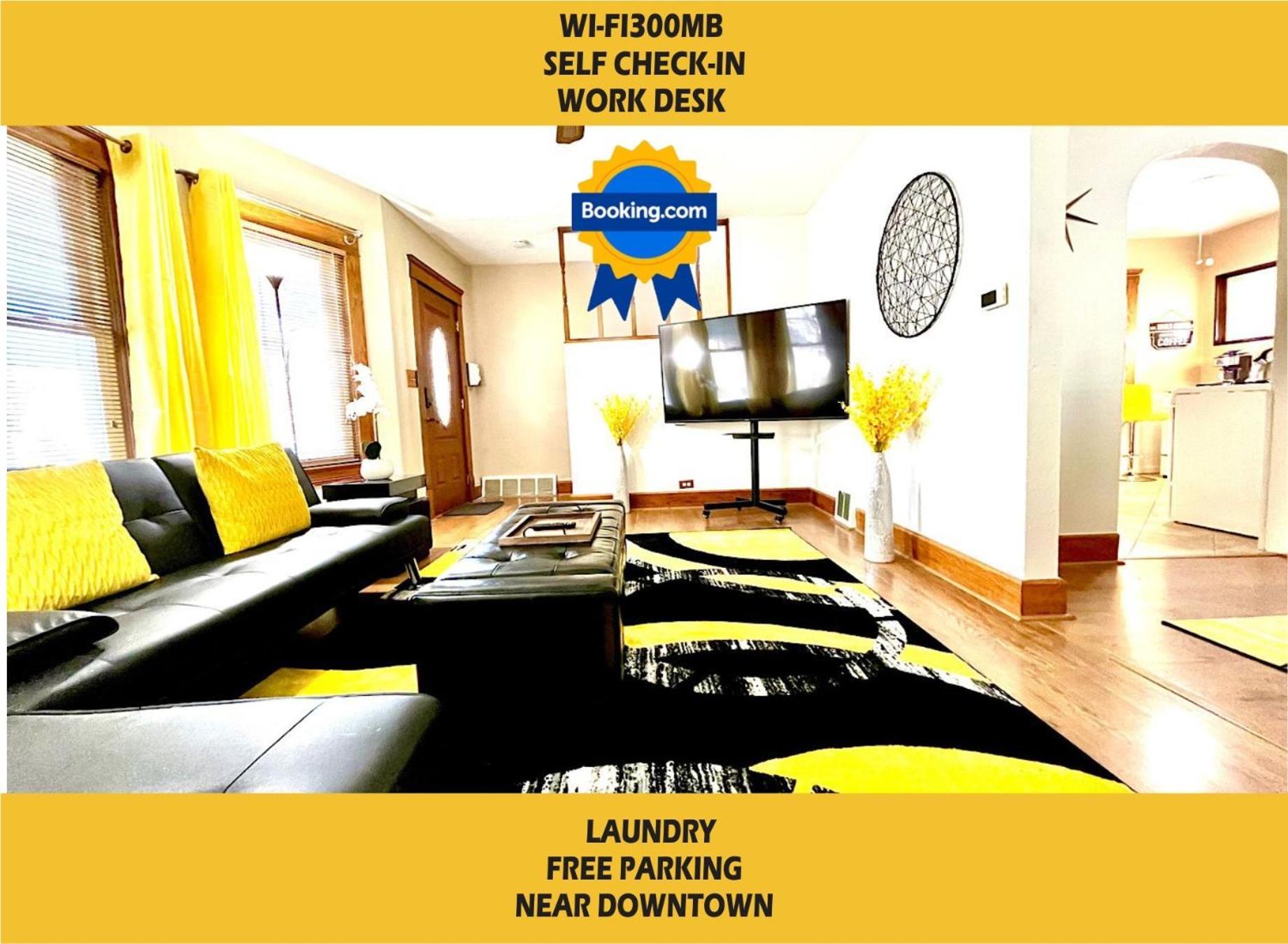The Amber Retreat - Brooklyn Centre Comfort - Charming Space For Families, Couples & Business Travelers Near Downtown - With 300Mb Wifi, Parking & Self Check-In Cleveland Esterno foto